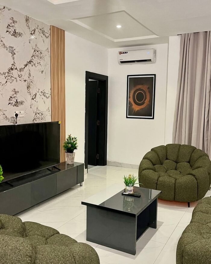 Homeland Apartments - Image 6